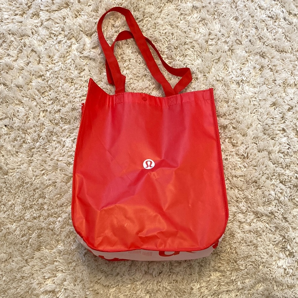 Big Lululemon bag